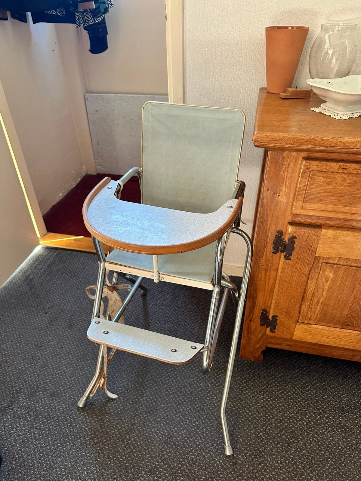 Oude kinderstoel, Kinderen en Baby's, Kinderstoelen, Ophalen, Gebruikt