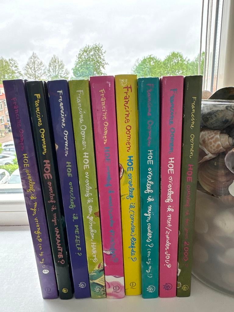 9 boeken van Francine Oomen - Hoe overleef ik... serie, Ophalen of Verzenden, Zo goed als nieuw, Fictie
