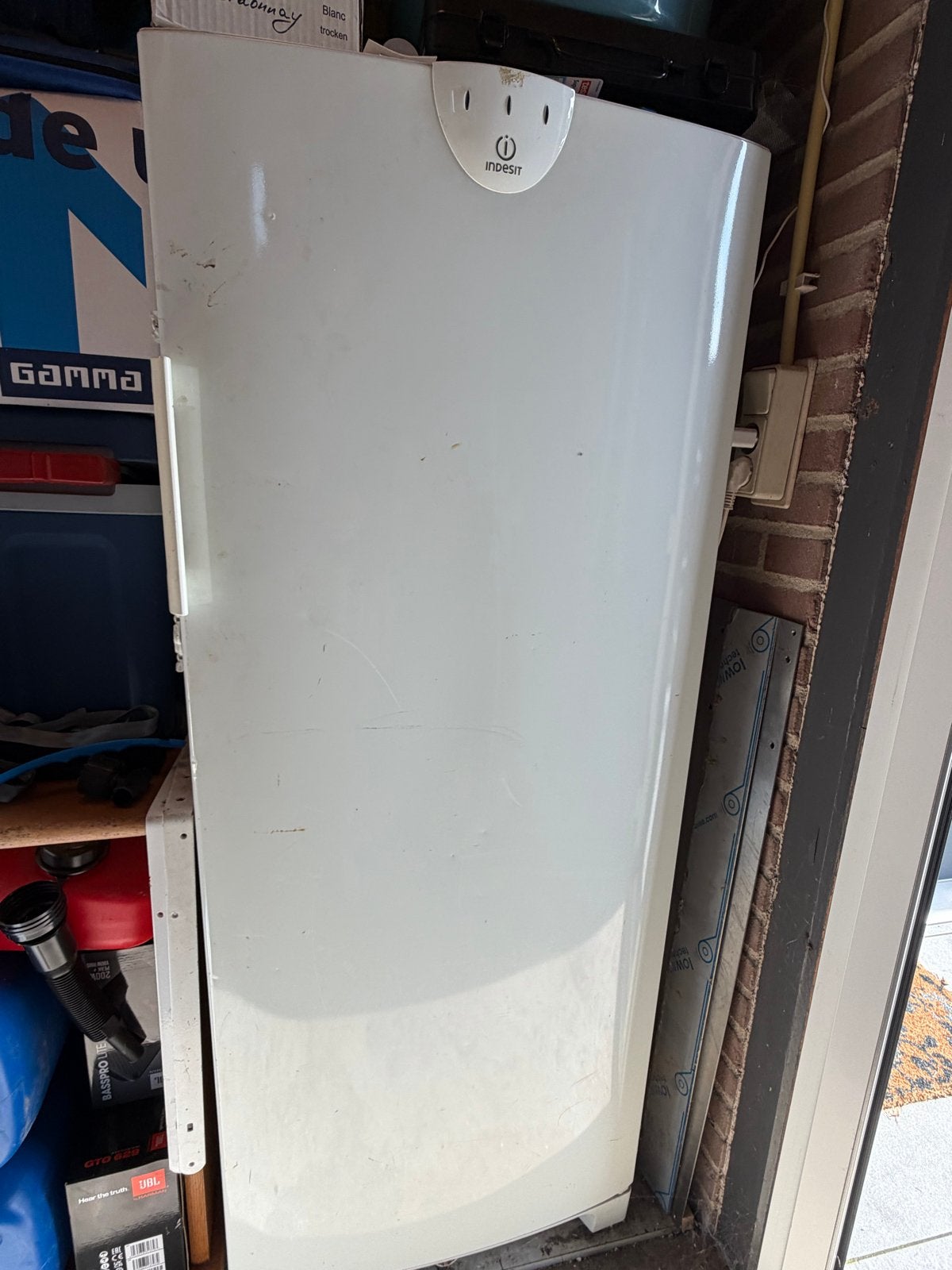 Indesit Vrieskast 6 lades - prima staat , direct beschikbaar, Gebruikt, Minder dan 60 cm, Energieklasse A of zuiniger, 140 tot 160 cm