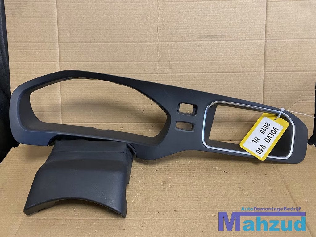 VOLVO V40 Km teller kap dashboard behuizing 2012-2019, Auto-onderdelen, Gebruikt, Gunnar Engellaus vag 8
405 31  Gothenburg, SE
