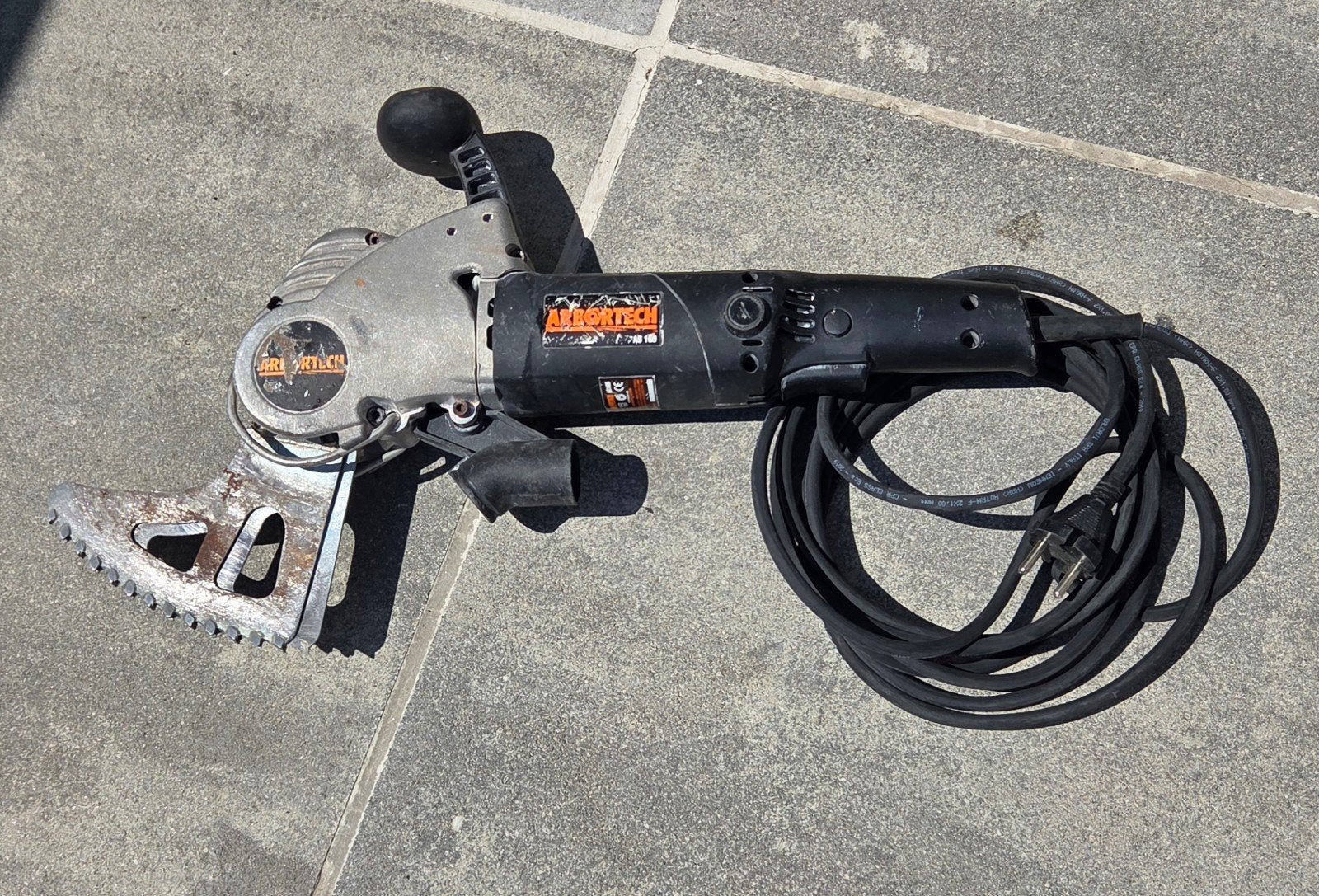Arbortech met Koffer, Doe-het-zelf en Verbouw, Gereedschap | Zaagmachines, Gebruikt, Overige typen, 600 tot 1200 watt, Ophalen of Verzenden