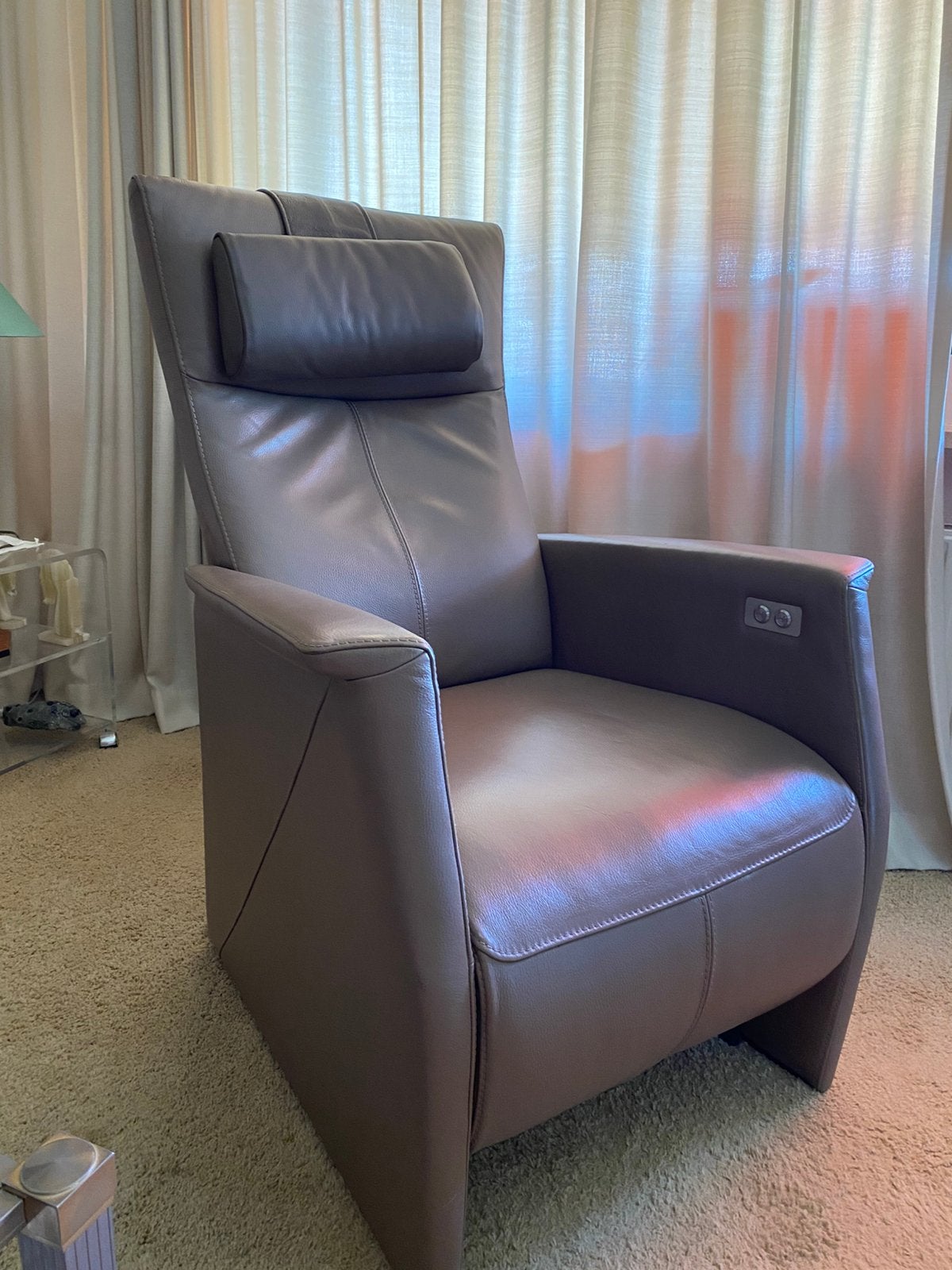 Luxe sta-op-stoel van Prominent, Ophalen, Gebruikt, Minder dan 75 cm, Leer