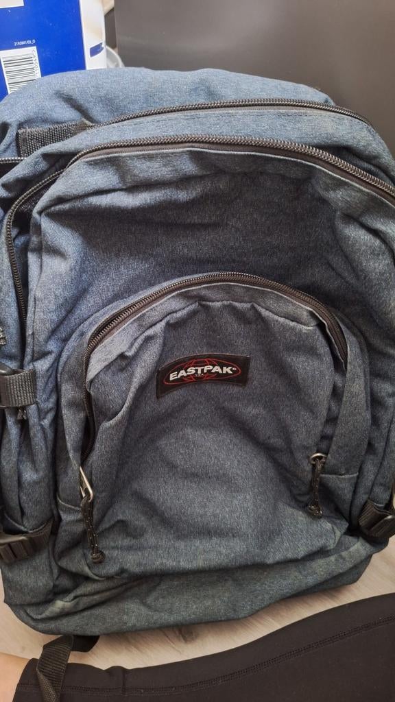 Eastpak Rugzak Marine blauw, Ophalen, 40 tot 50 cm, Zo goed als nieuw, Blauw