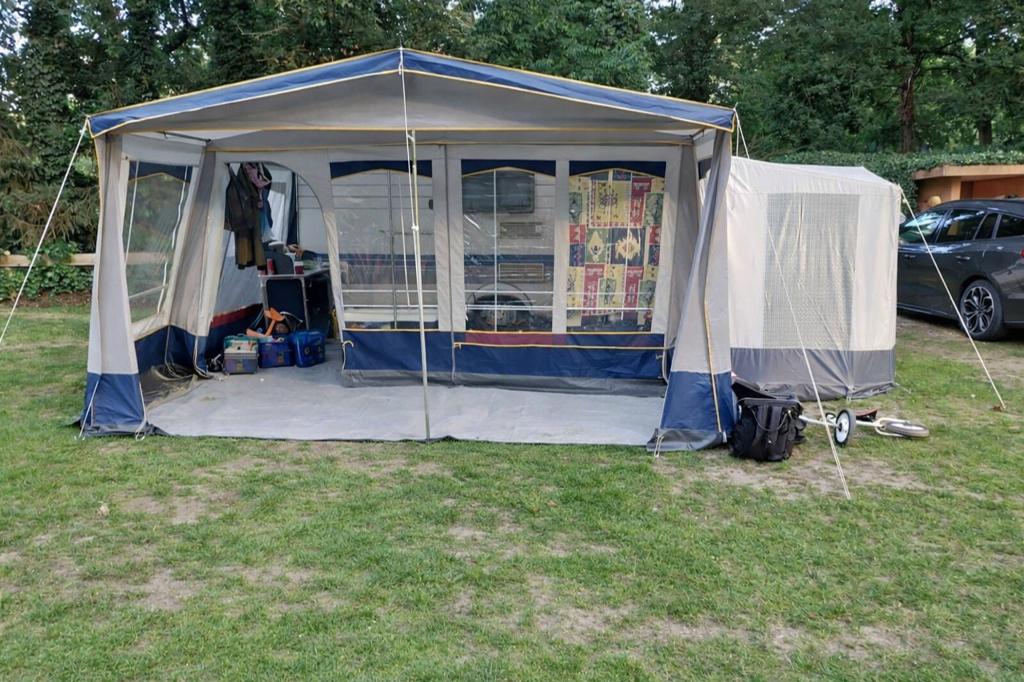Voortent  luifel zijtent caravan hobby 400 8 omloopmaat 850, Caravans en Kamperen, Ophalen of Verzenden, Gebruikt, Overige merken