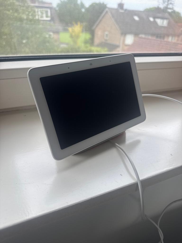Google Nest Hub (1e generatie) - Smart Display, Ophalen of Verzenden, Zo goed als nieuw, Wi-Fi, 7 inch of minder