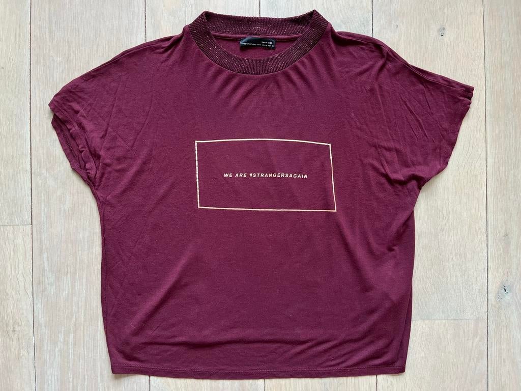 Strangers again S Bordeauxrode too Zara glitter egf goud, Kleding | Dames, Tops, Zo goed als nieuw, Maat 36 (S), Rood, Korte mouw