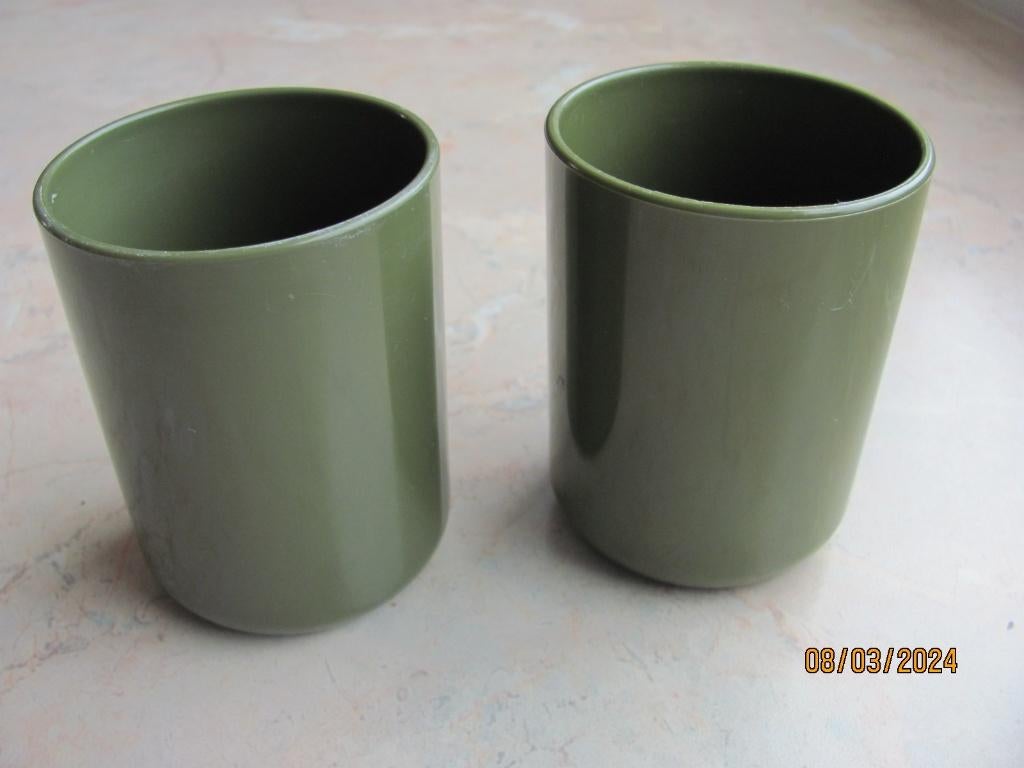 Vintage 2 x EMSA plastic BEKER mosgroen jaren 70 retro IZGS, Verzamelen, Ophalen of Verzenden, Overige typen