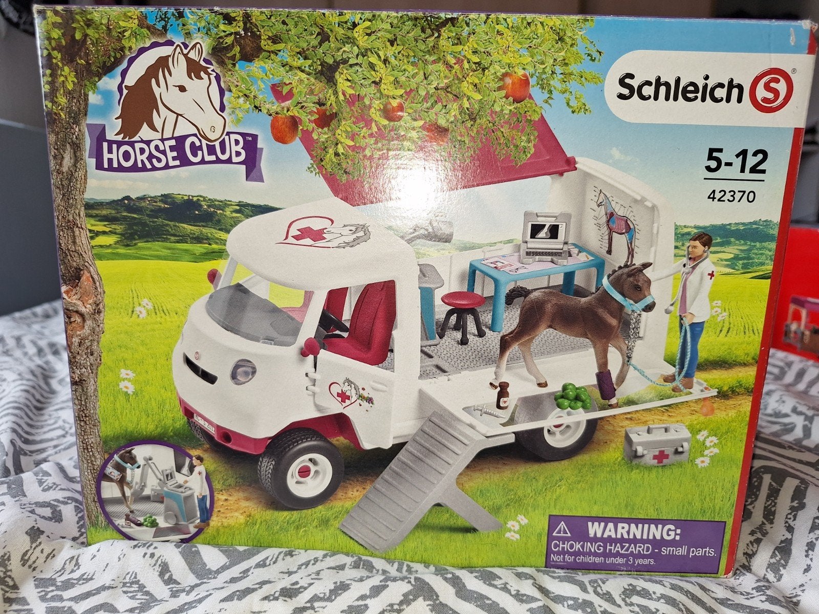 Schleich Horse Club Paardenkliniek met auto - mist halster, Ophalen, Zo goed als nieuw