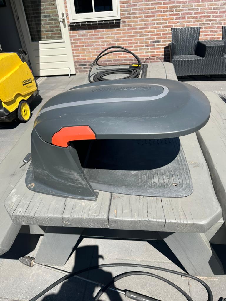 Gardena station voor robot maaier, Tuin en Terras, Ophalen of Verzenden, Zo goed als nieuw