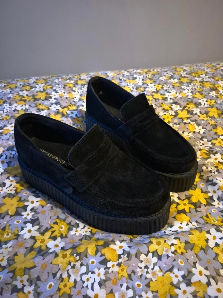 Custom made Underground Creepers Loafers Zwart Suède, Underground, Ophalen of Verzenden, Gedragen, Instappers