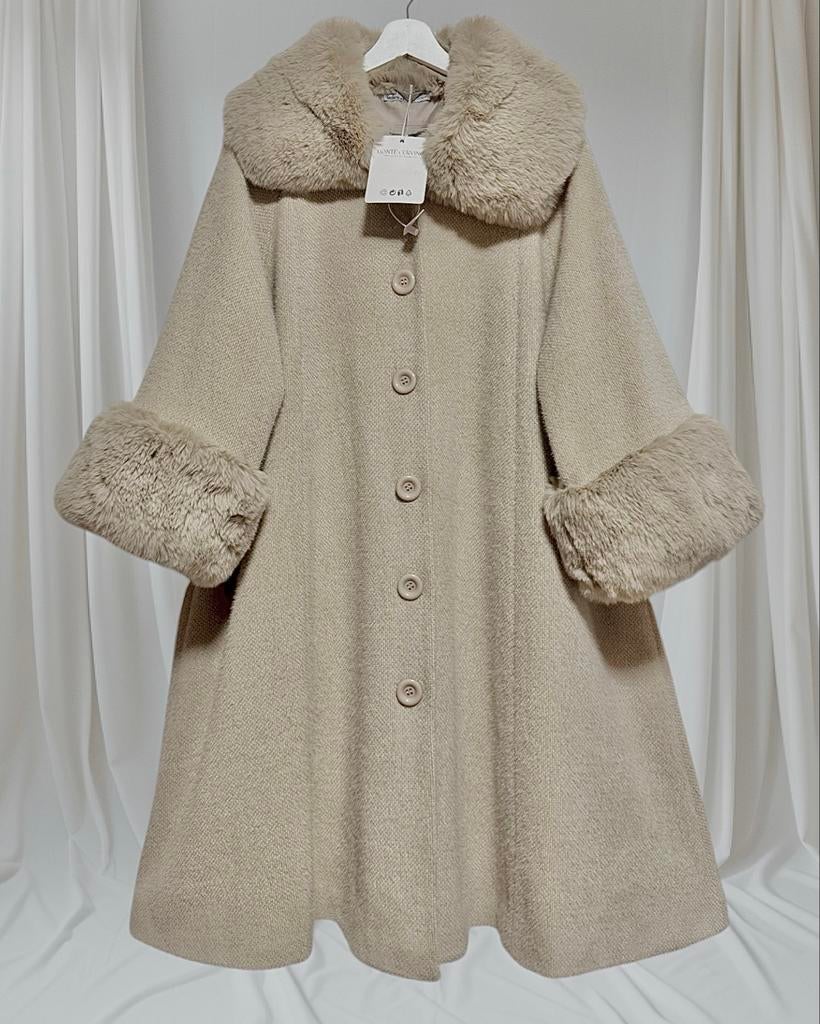 Monte Cervino Jas met Faux Fur Kraag en Manchetten One size, Ophalen of Verzenden, Nieuw, Maat 46/48 (XL) of groter, Beige