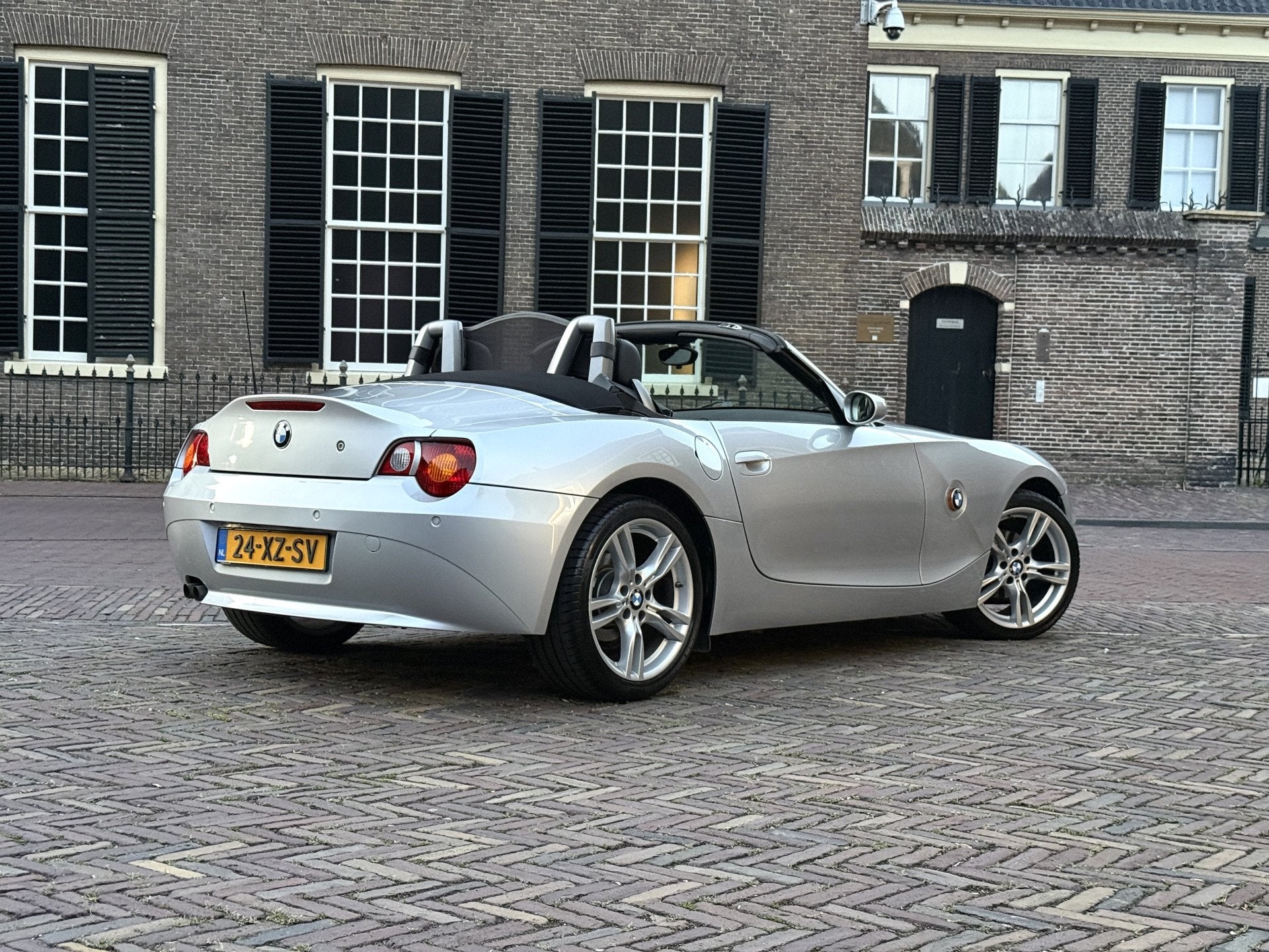 BMW Z4 [E85] 2.5i S Aut. Executive l Cruise l Navigatie l Bl, Automaat, Achterwielaandrijving, Gebruikt, Zwart