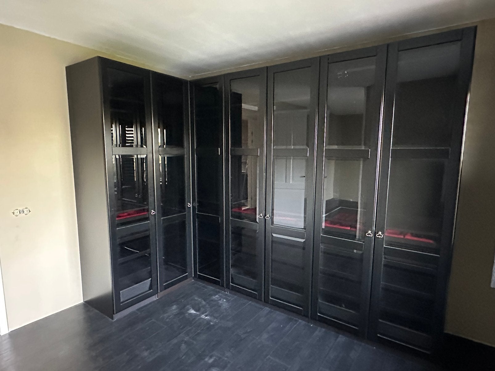 IKEA PAX hoekkast XXL met glasdeuren & KOMPLEMENT inrichting, 200 cm of meer, Zo goed als nieuw, 200 cm of meer, 50 tot 75 cm