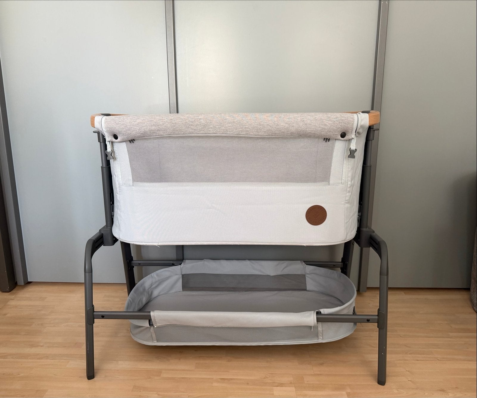 Maxi-Cosi Lora Co-Sleeper + babyweegschaal + aankleedkussen, Ophalen, Zo goed als nieuw, Wieg