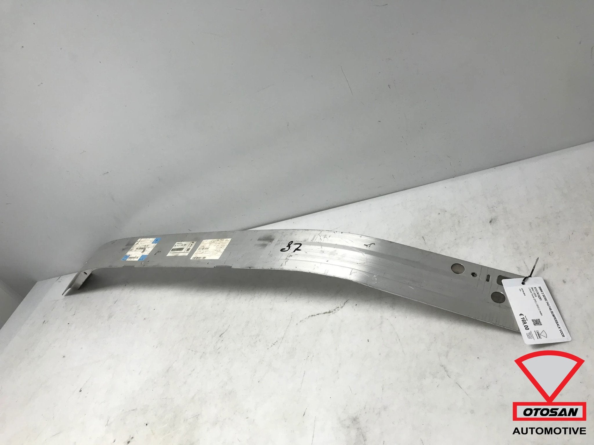 BMW 2 Serie F45 F46 Tourer Bumperbalk Voor 51117418291 74182, Petuelring 130
80788  Munich, DE, Gebruikt, Voor, Info@bmw.de