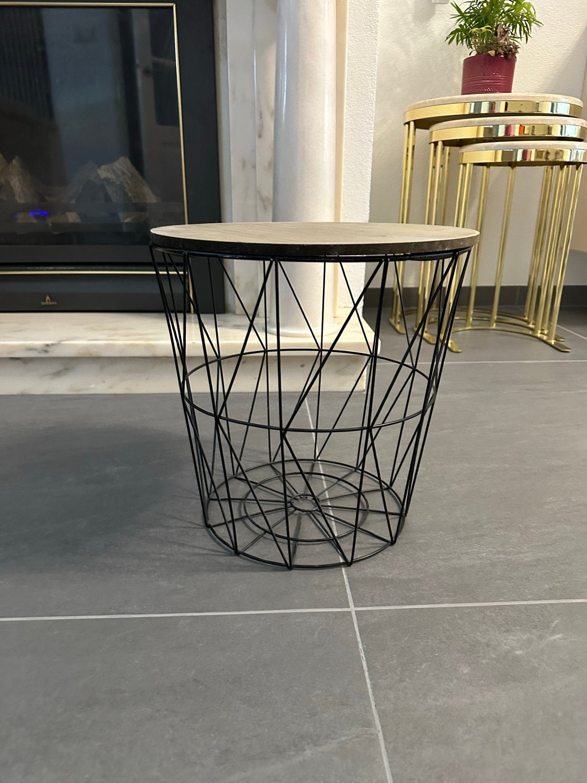 Bijzettafel/krantenbak, Minder dan 45 cm, Minder dan 55 cm, Metaal of Aluminium, Rond