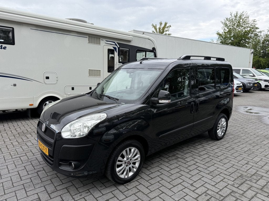 Fiat Doblò 1.4 T-Jet 120pk Emotion Rolstoelauto 3+1 - Bodem, Voorwielaandrijving, Euro 5, Gebruikt, Doblo