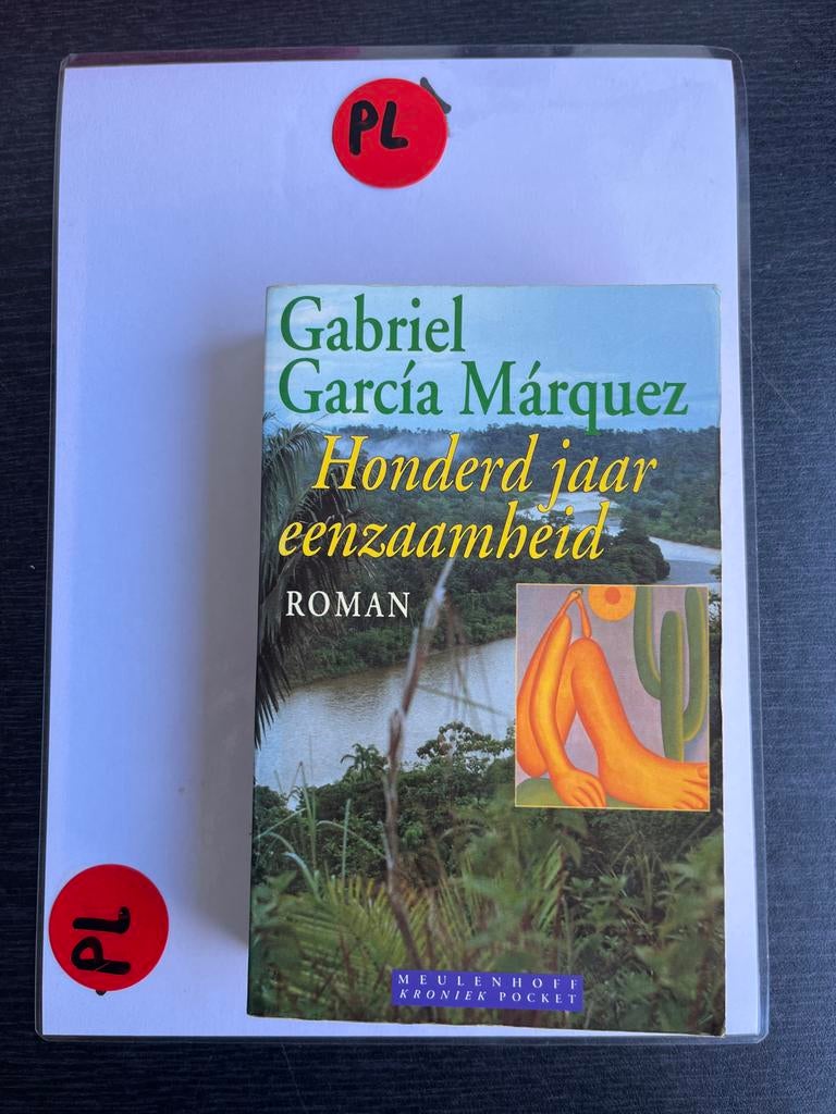 Honderd jaar eenzaamheid - Gabriel García Márquez, Ophalen of Verzenden, Zo goed als nieuw, Wereld overig