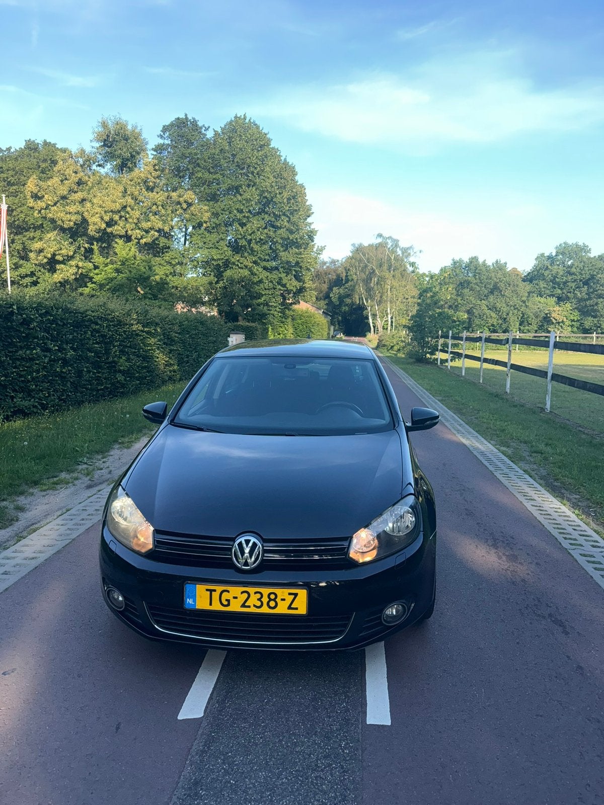 Volkswagen 2009 Zwart, Zwart, Stationwagon, Particulier, Geïmporteerd