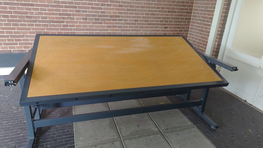 grote werktafel, Ophalen, Zo goed als nieuw