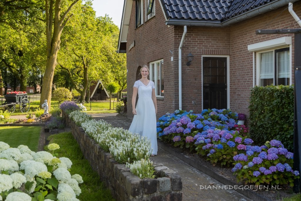 Trouwjurk lang wit, Kleding | Dames, Trouwkleding en Trouwaccessoires, Ophalen of Verzenden, Zo goed als nieuw, Wit, Trouwjurk