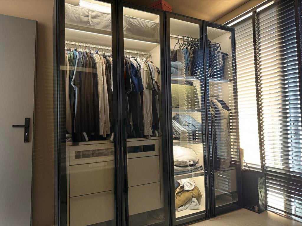 Moderne Kledingkast met Glazen Deuren en Verlichting, 200 cm of meer, 150 tot 200 cm, Ophalen of Verzenden, Met lade(s)