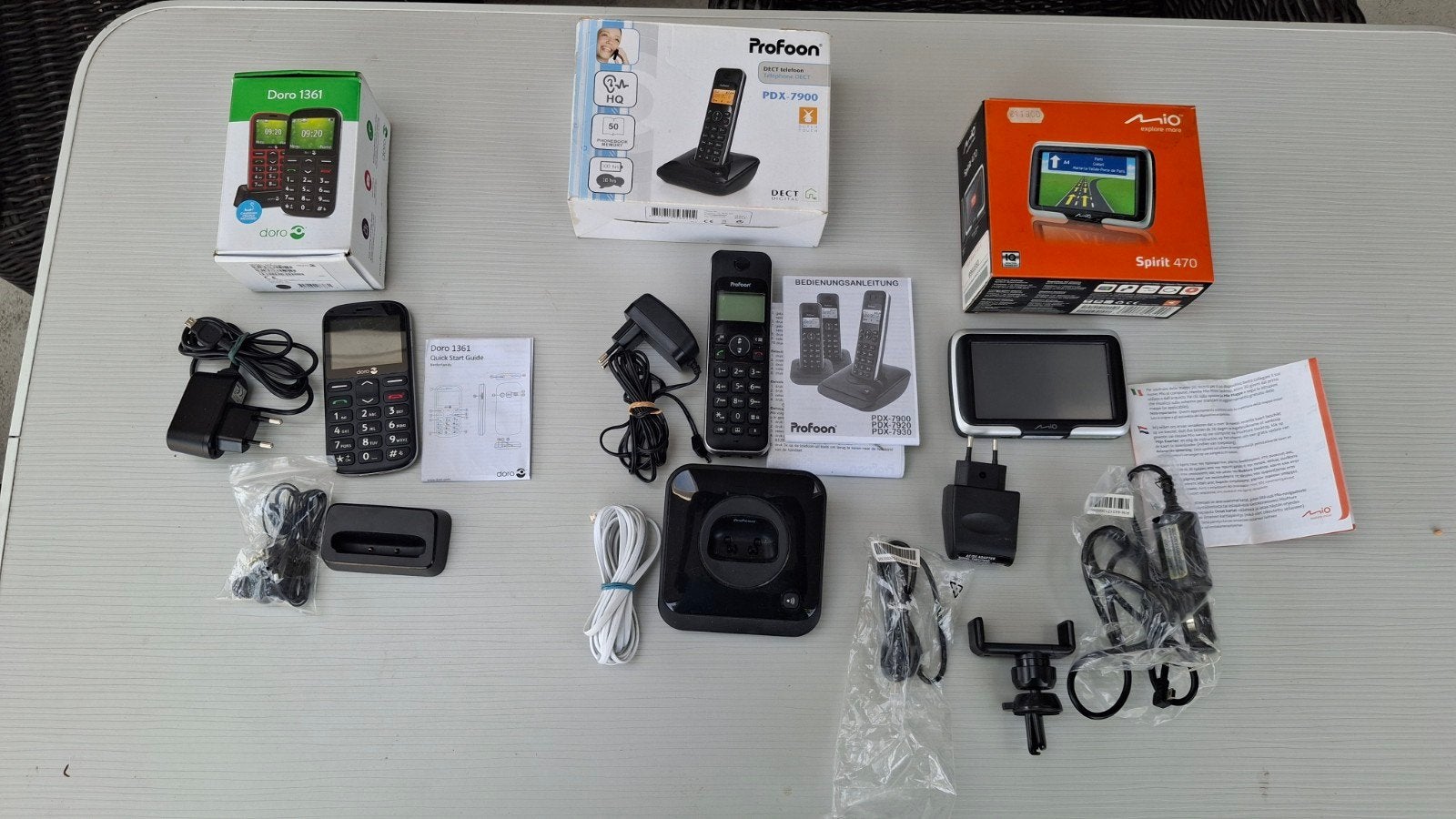 Navigatie/ dect tel/doro tel zie foto's, Ophalen of Verzenden, Zwart