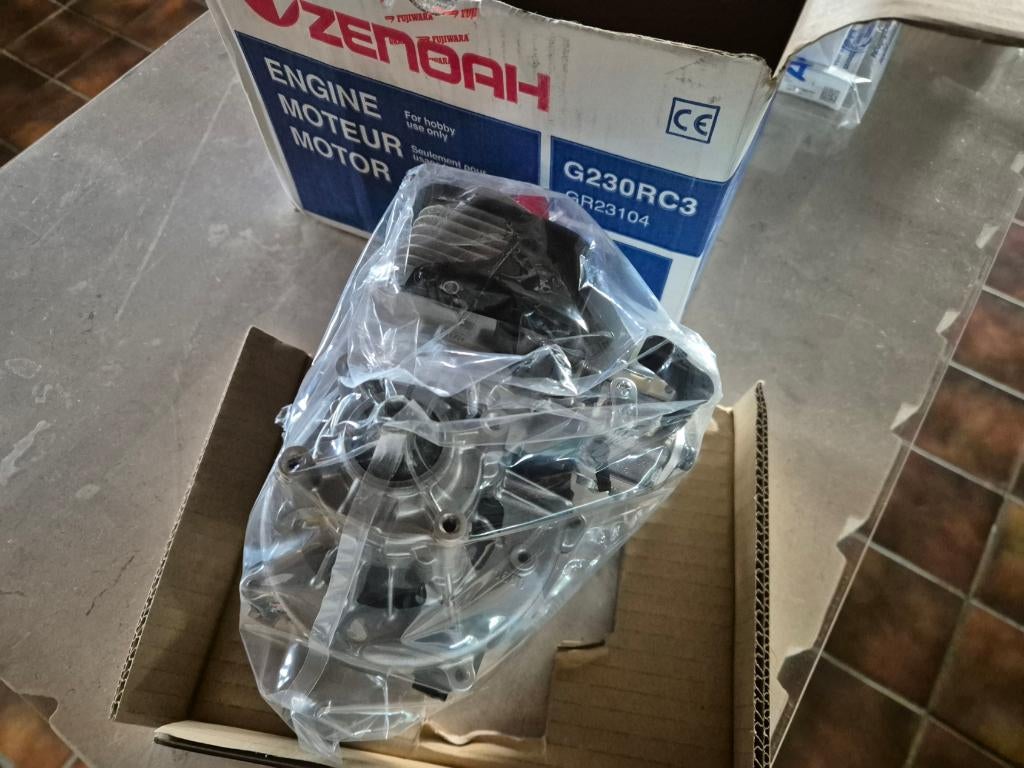 zenoah 23cc RC motor G230RC Nieuw in doos, Benzine, Info@m38a1.nl, Nieuw, Ophalen of Verzenden
