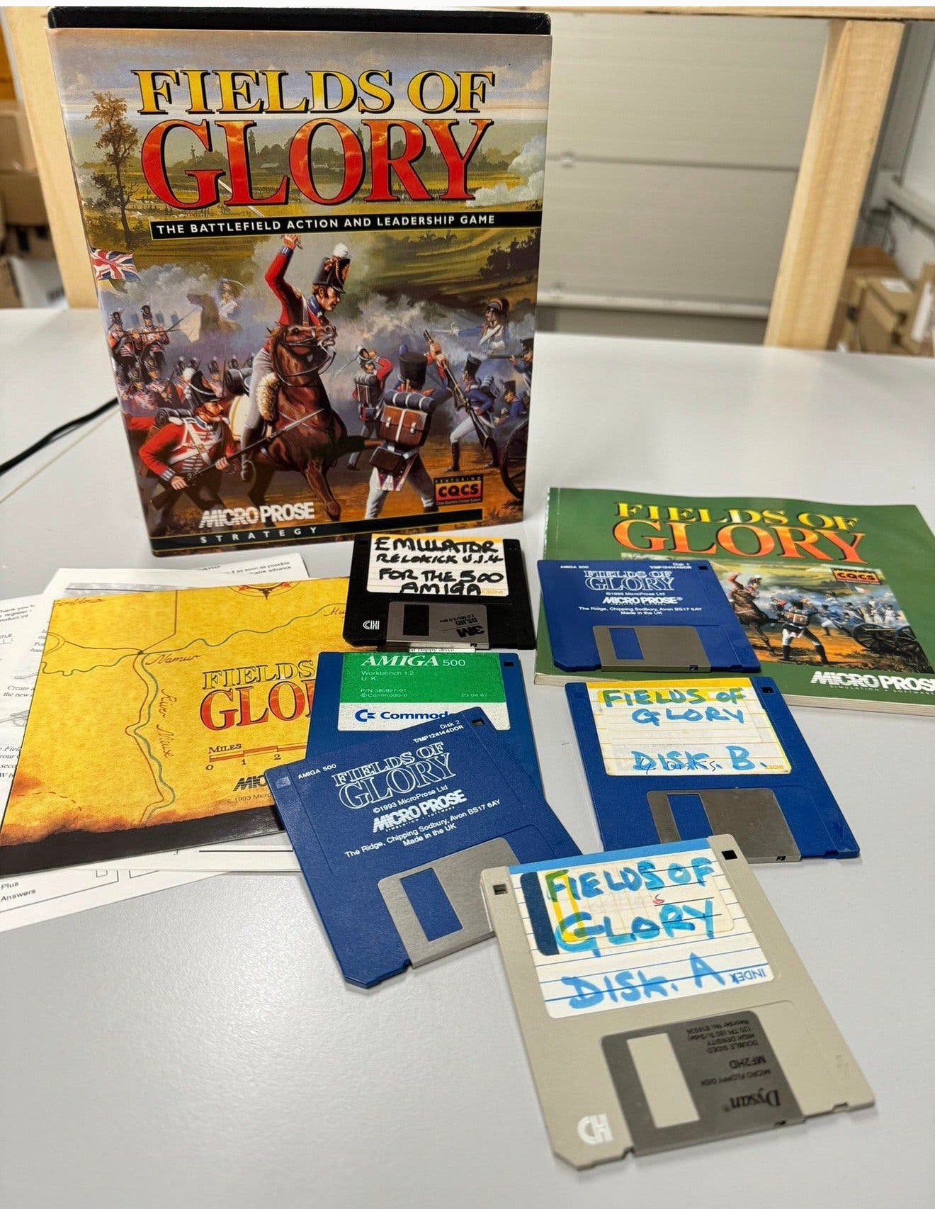 Fields of glory - Big Box IBM PC Amiga A 500 spel vintage, Computers en Software, Vintage Computers, Ophalen of Verzenden, L, L