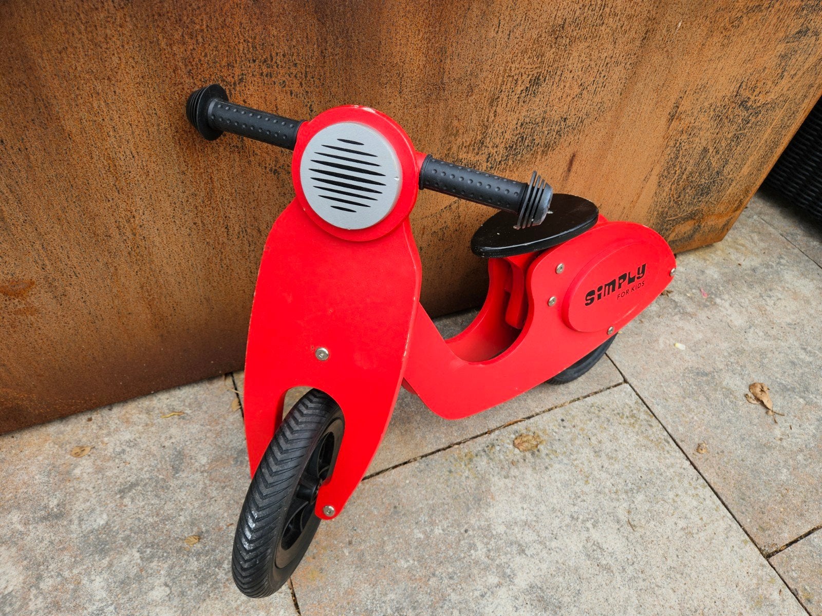 Stoere rode loopfiets voor kids - Simply For Kids, Ophalen, Gebruikt, Loopfiets