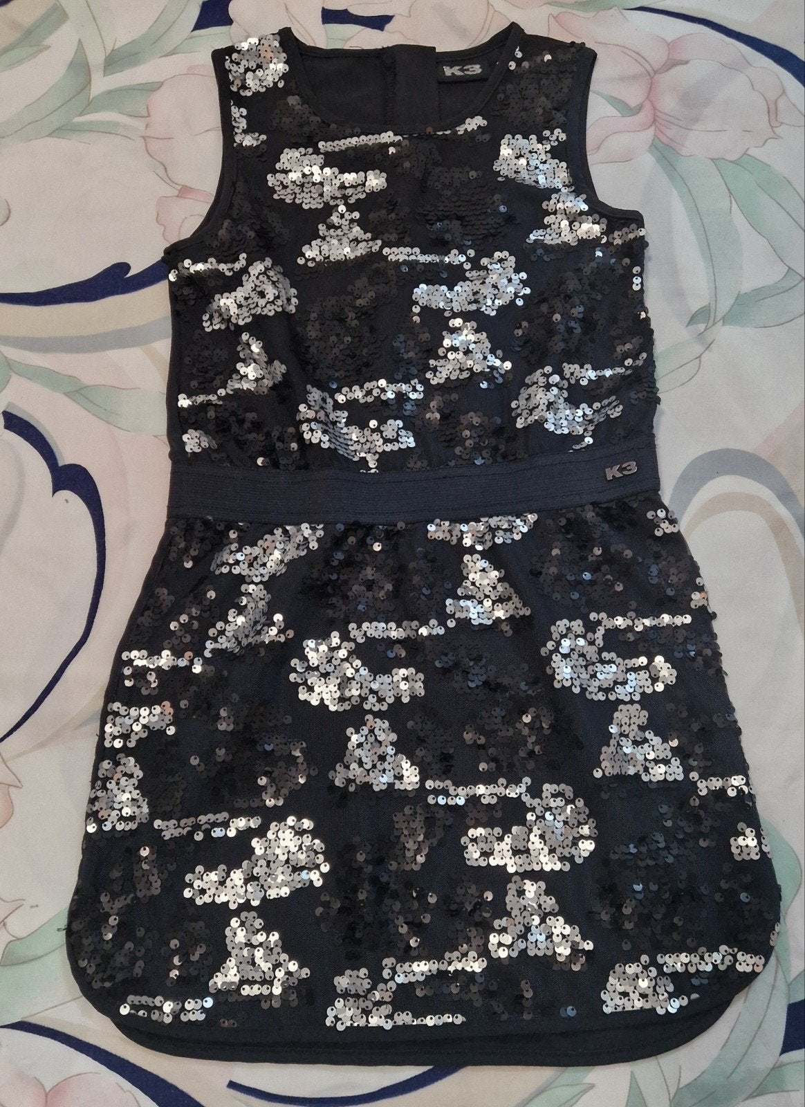 K3 Feestjurk met Pailletten / Sequins - Maat 116 (Zwart / Zi, Kleding | Dames, Ophalen of Verzenden, Zo goed als nieuw, Zwart