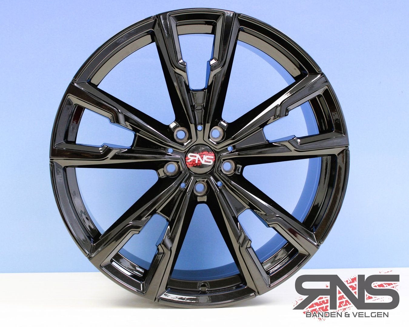 Foto 2 van 5x112 20 Passen Onder Bmw X1 X2 Velgen Styling 721