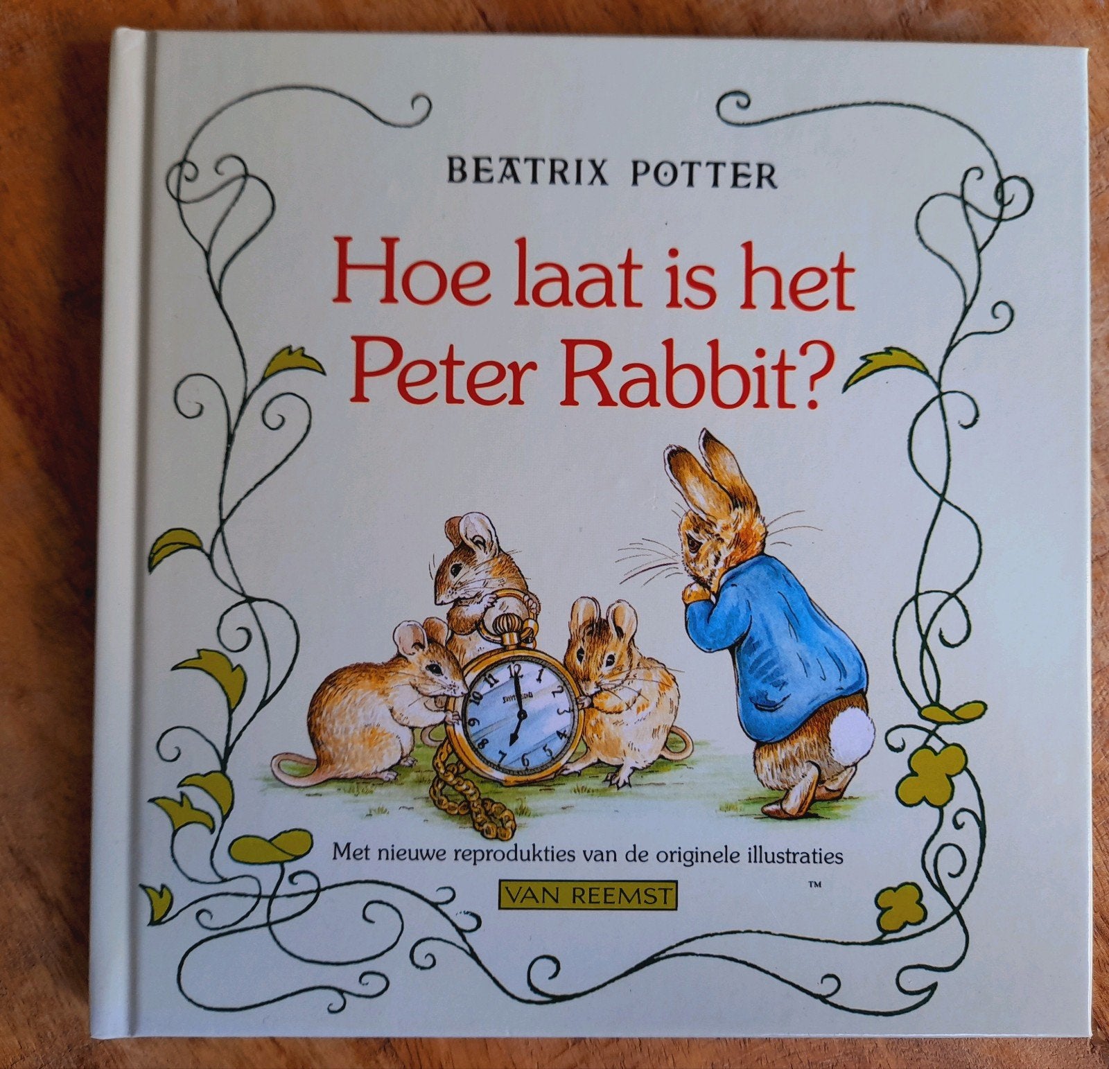 Beatrix Potter  - Hoe laat is het Peter Rabbit  ?, Ophalen of Verzenden, Beatrix Potter, Fictie algemeen