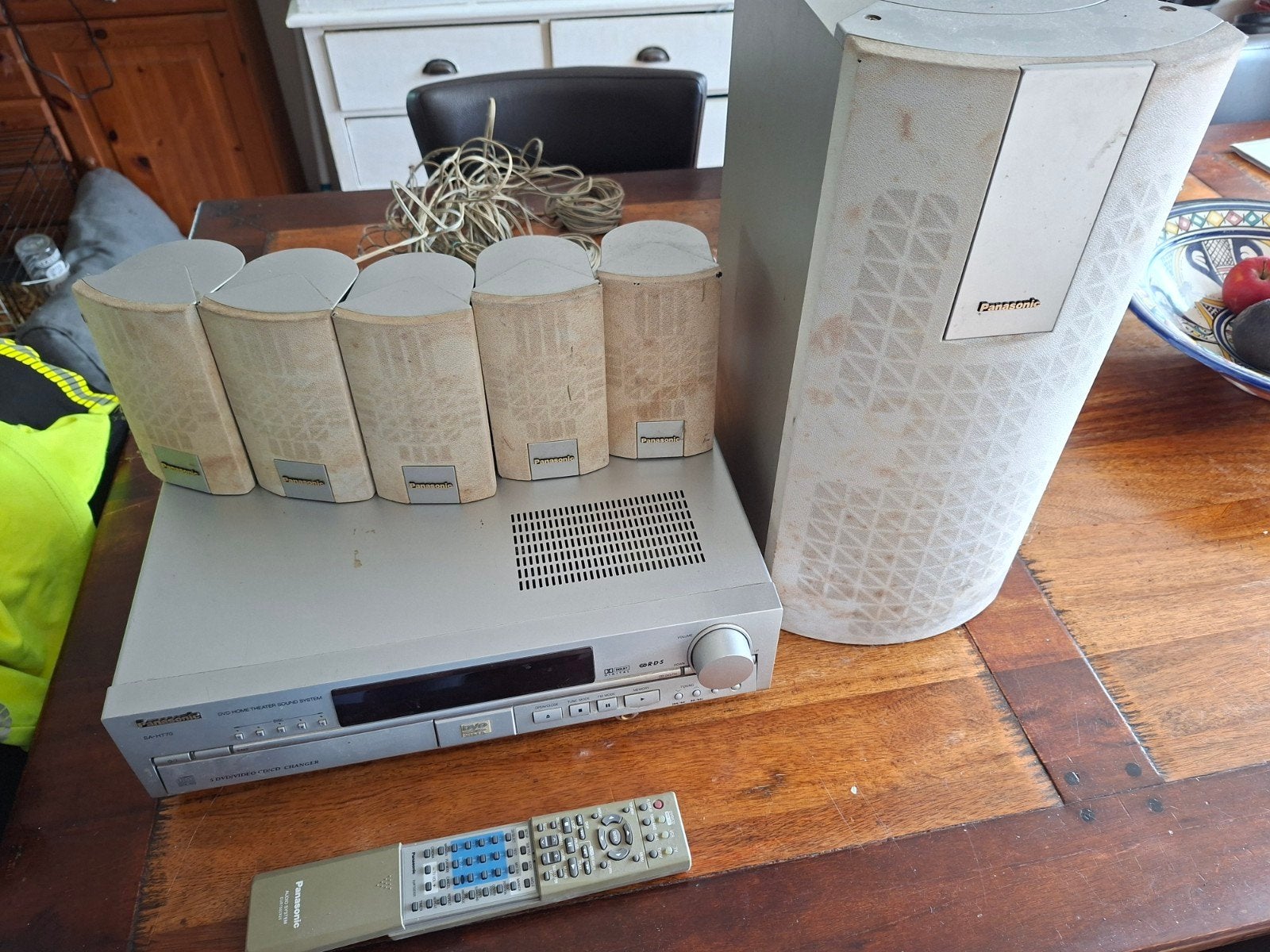 Panasonic 5.1 Surround Set met CD/DVD Wisselaar en Radio
