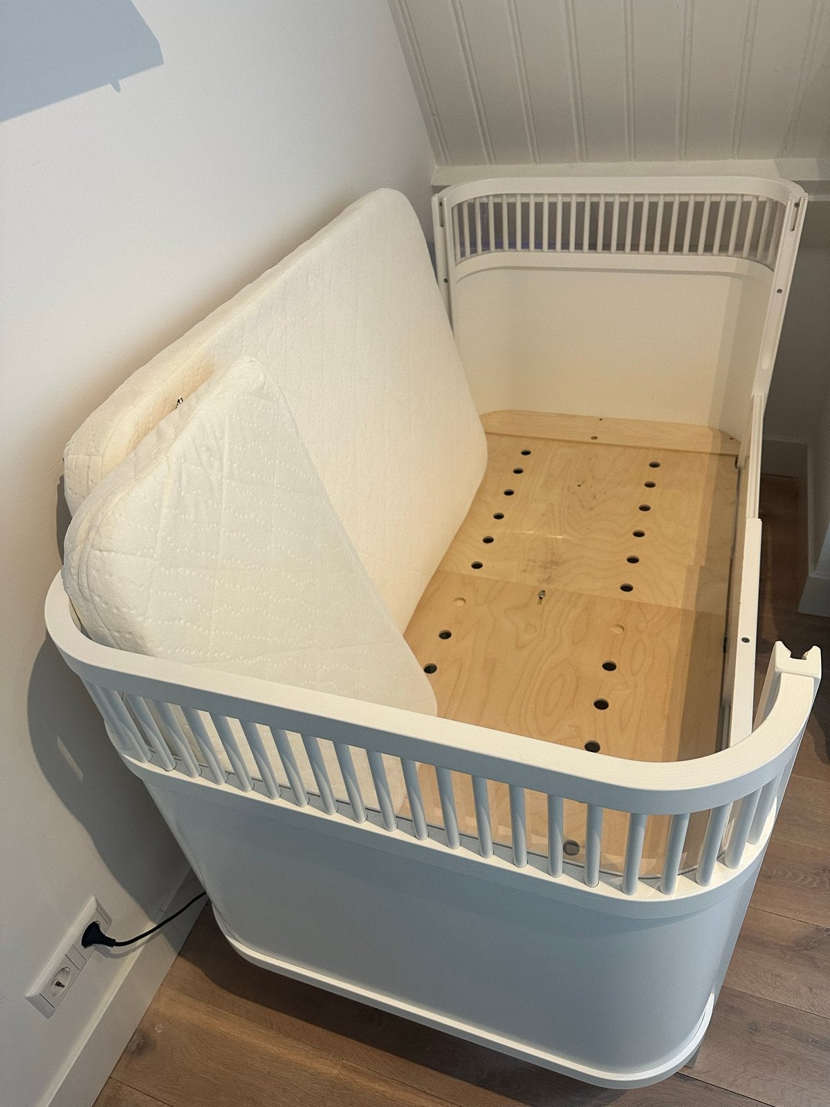 Sebra Kili meegroeibed wit met matras, Kinderen en Baby's, Kinderkamer | Bedden, Ophalen, Gebruikt, 70 tot 85 cm, 140 tot 160 cm