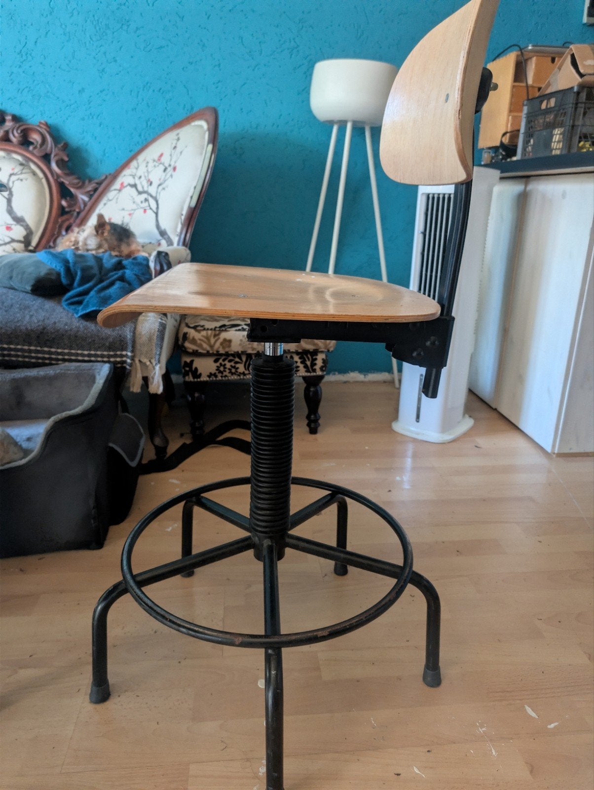 Gebruikte Werkstoel Hout/Metaal, Zithoogte 64cm, Ophalen