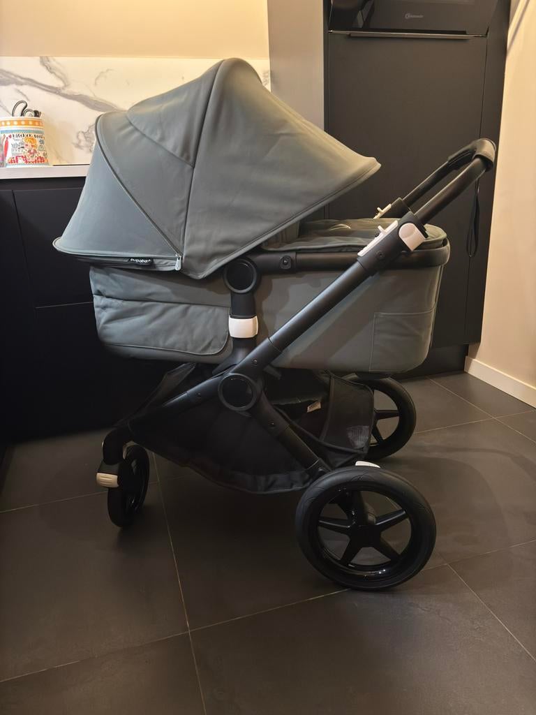 Bugaboo fox 3 forrest green, Ophalen, Zo goed als nieuw, Bugaboo, Met reiswieg