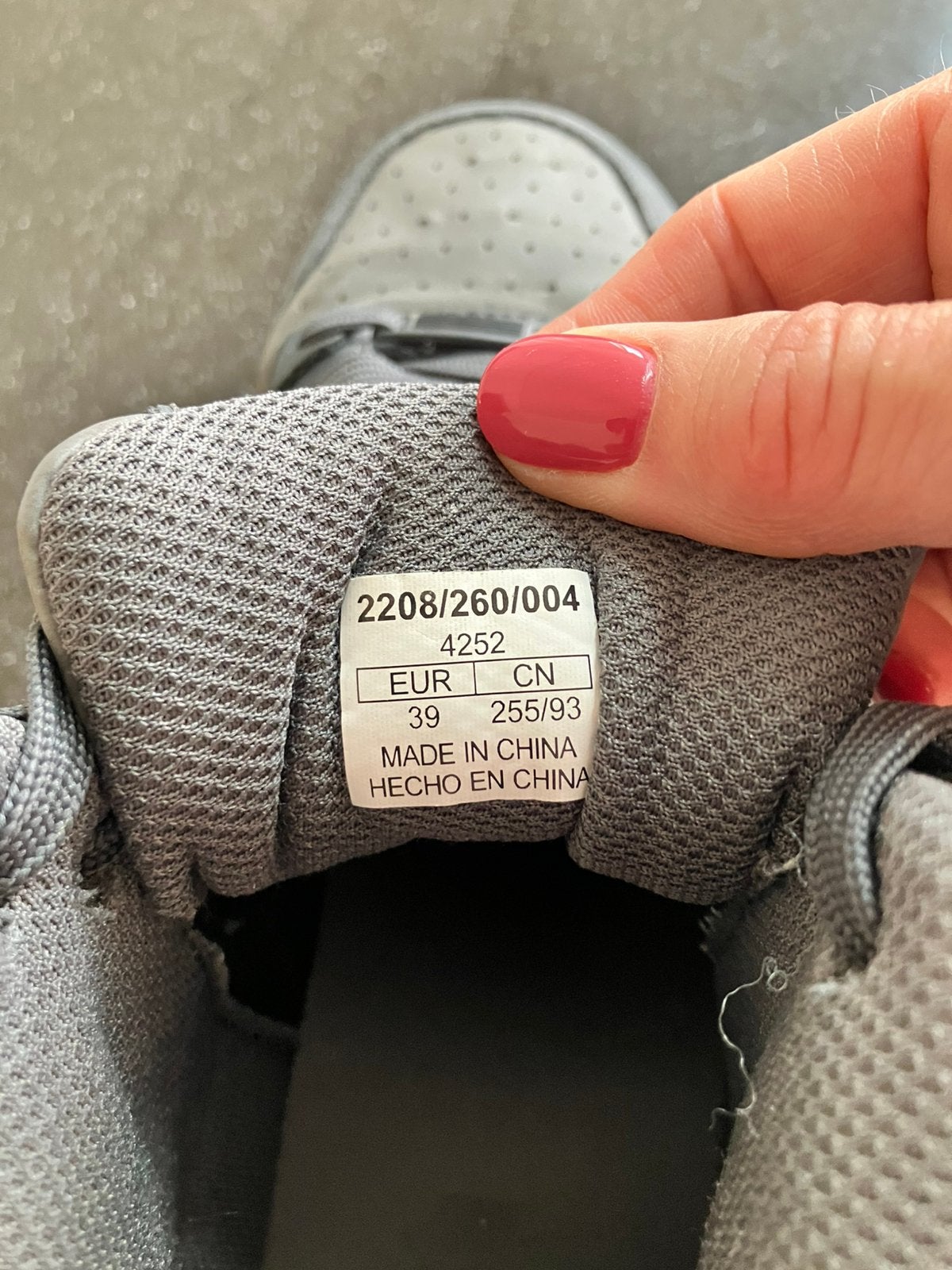 Bershka sneakers maat 39, Kleding | Dames, Schoenen, Ophalen, Sneakers of Gympen, Grijs, Gedragen