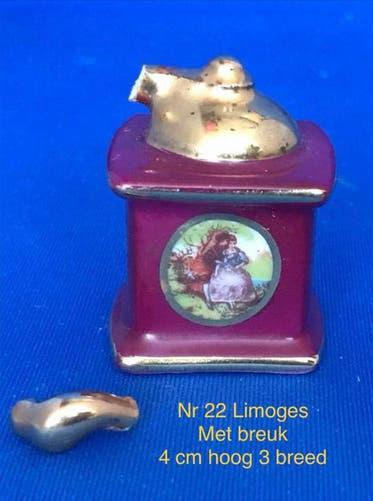 Limoges Miniatuur Koffiemolen - Nr. 22, met breuk, Ophalen