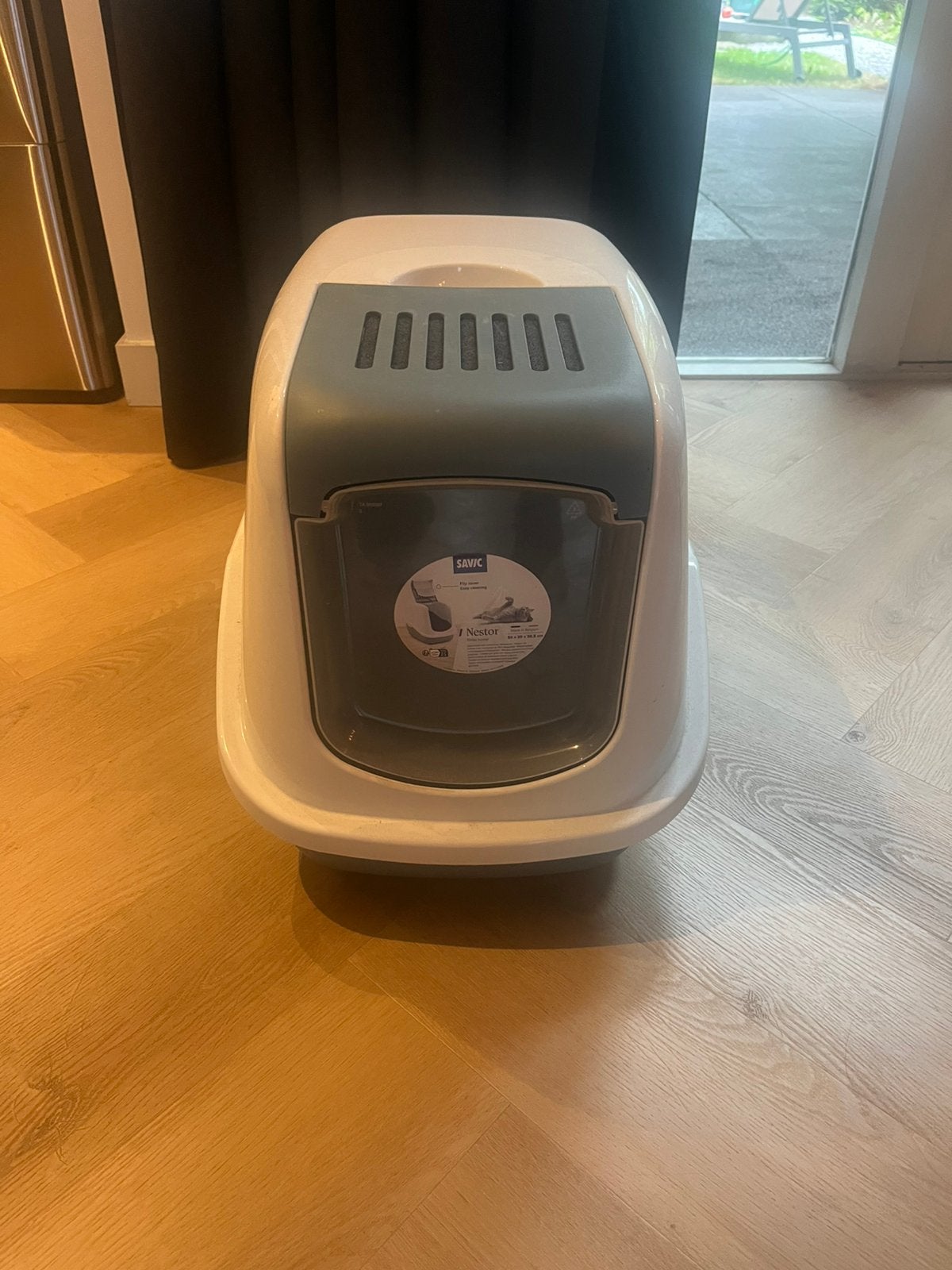 Kattenbak met schepjes en kattengrind, Ophalen, Zo goed als nieuw