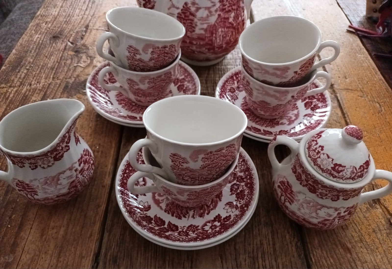 Barratts Staffordshire Ware Elizabethan Koffie/Theeservies, Ophalen