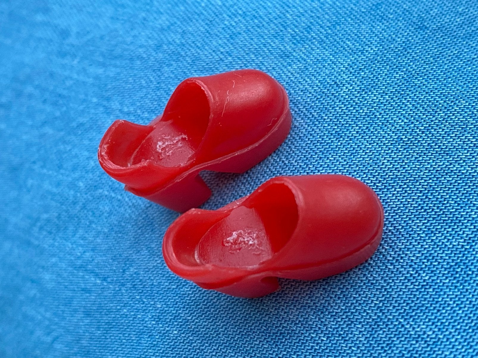 Vintage Daisy Mary Quant  rode clogs schoenen niet Barbie, Verzamelen, Ophalen of Verzenden, Kleertjes