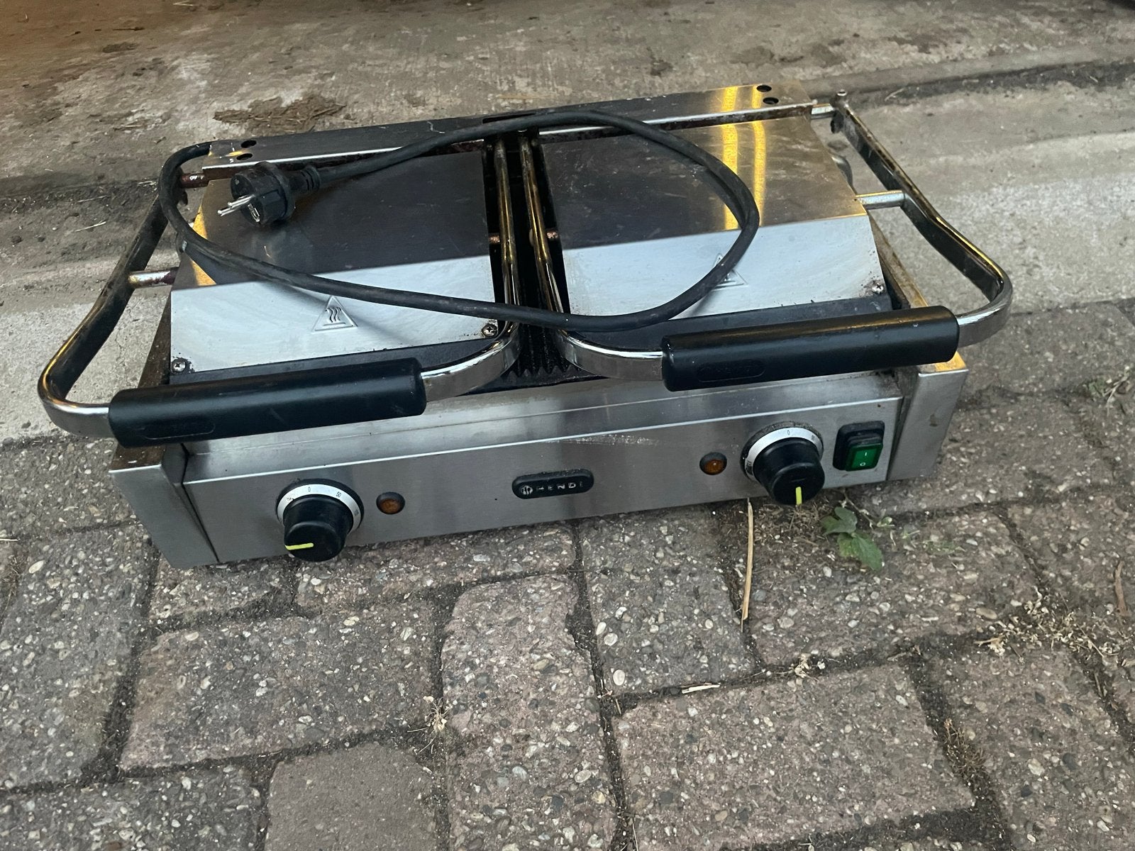 Hendi Professionele Contactgrill - Dubbel, Ophalen, Gebruikt, Tafelgrill
