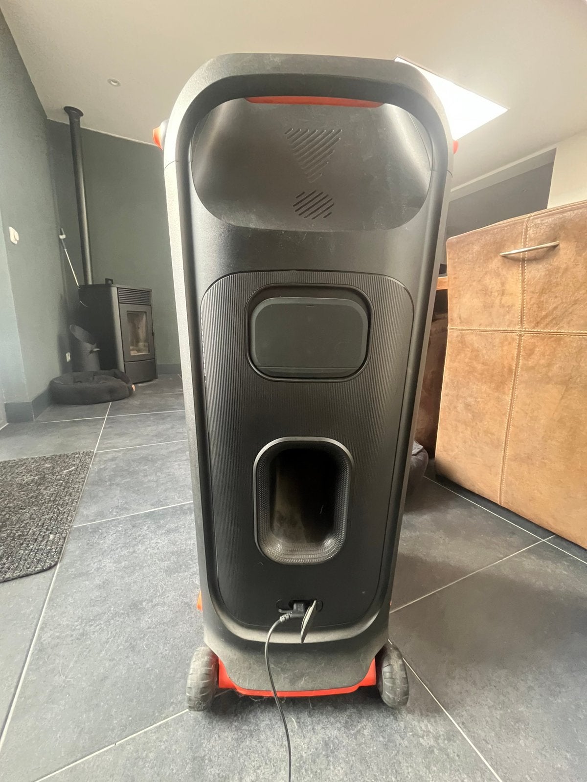 Foto 6 van PartyBox JBL 701