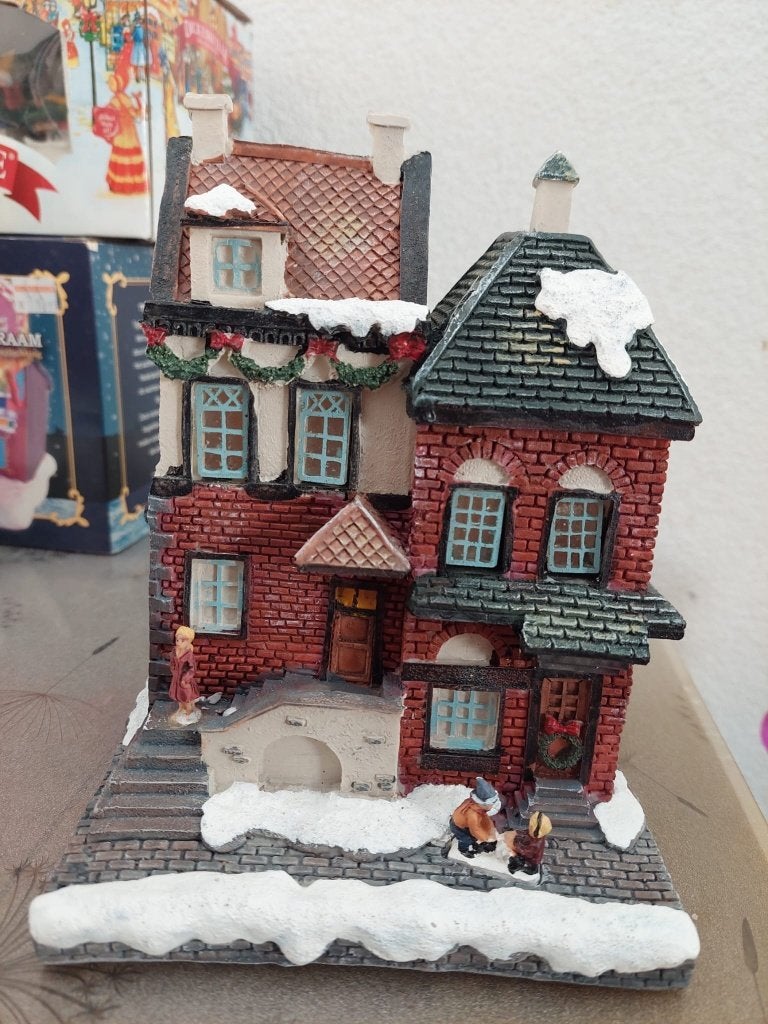 Intratuin Kerstdorphuisje - Nostalgisch Bakstenen Stadspand, Diversen, Ophalen of Verzenden, Zo goed als nieuw