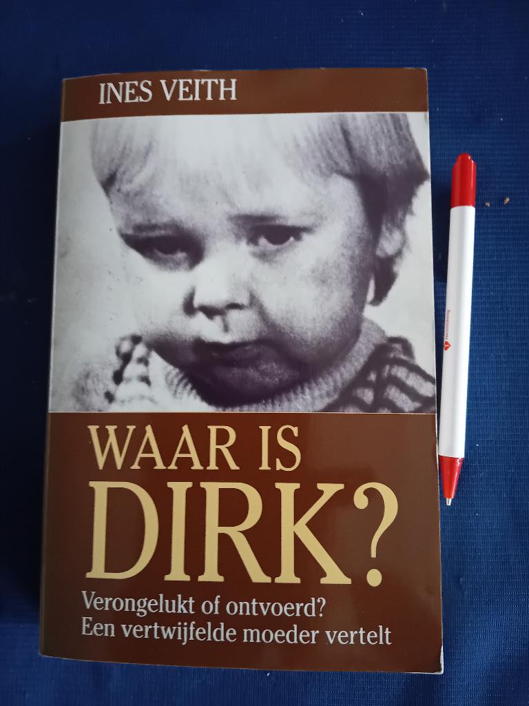 Waar is Dirk Schiller. (Oost  Duitsland), Boeken, Ophalen of Verzenden, Gelezen