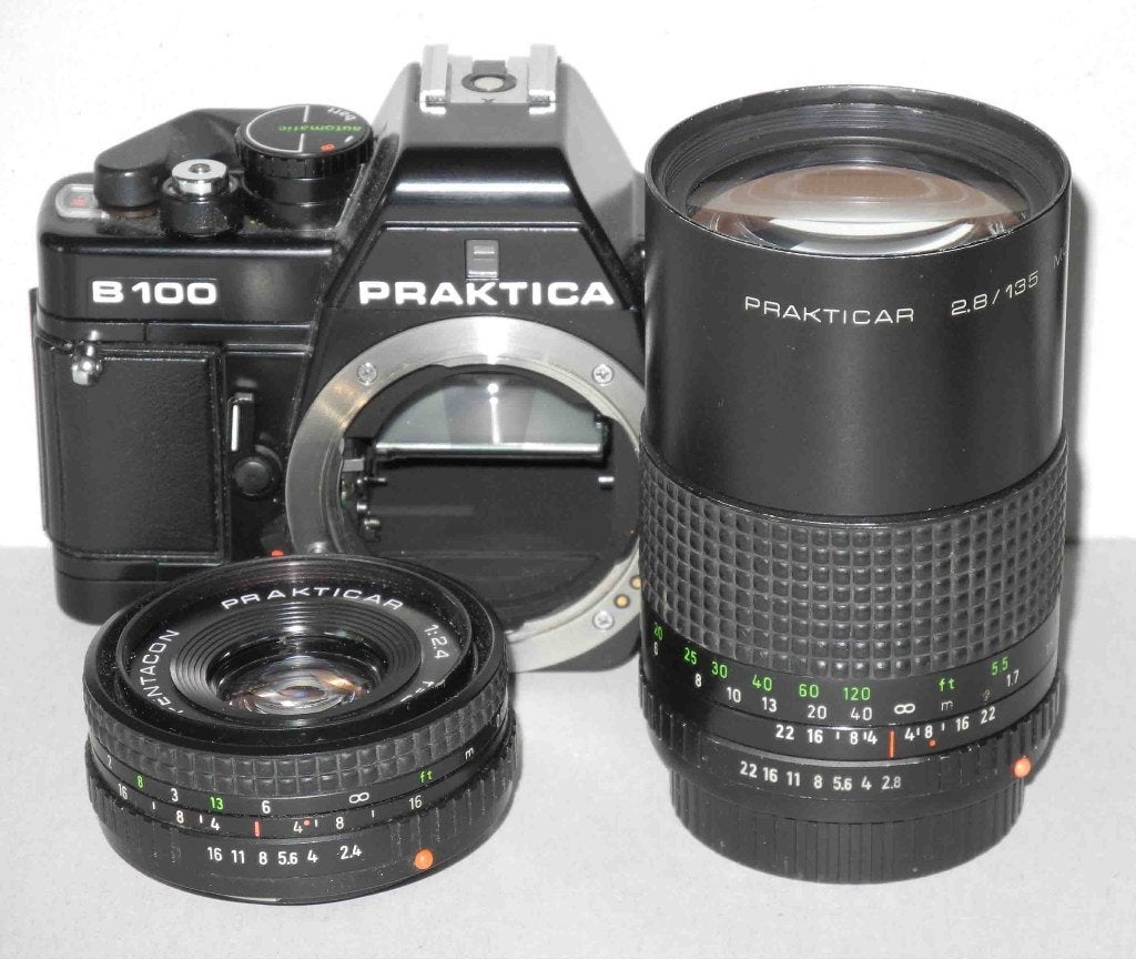 Praktica B100 body 2 schone goede lenzen, Audio, Tv en Foto, Ophalen of Verzenden, Gebruikt, Spiegelreflex, Overige Merken