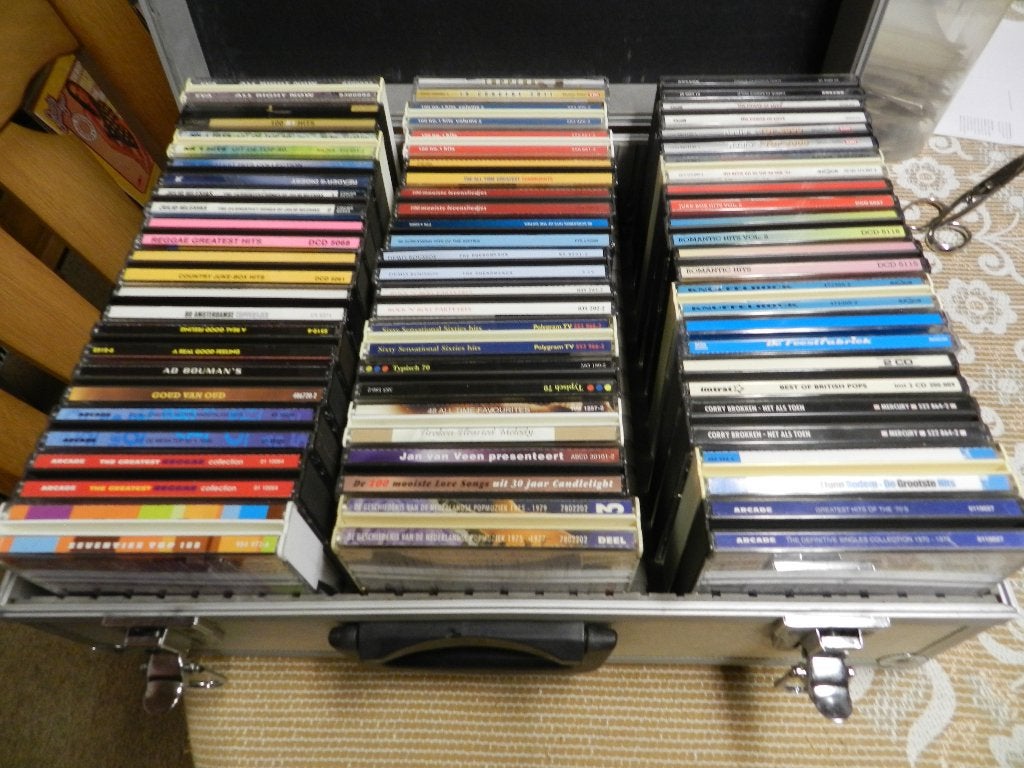KOFFER VOL MET CD'S, Cd's en Dvd's, Ophalen of Verzenden, Pop