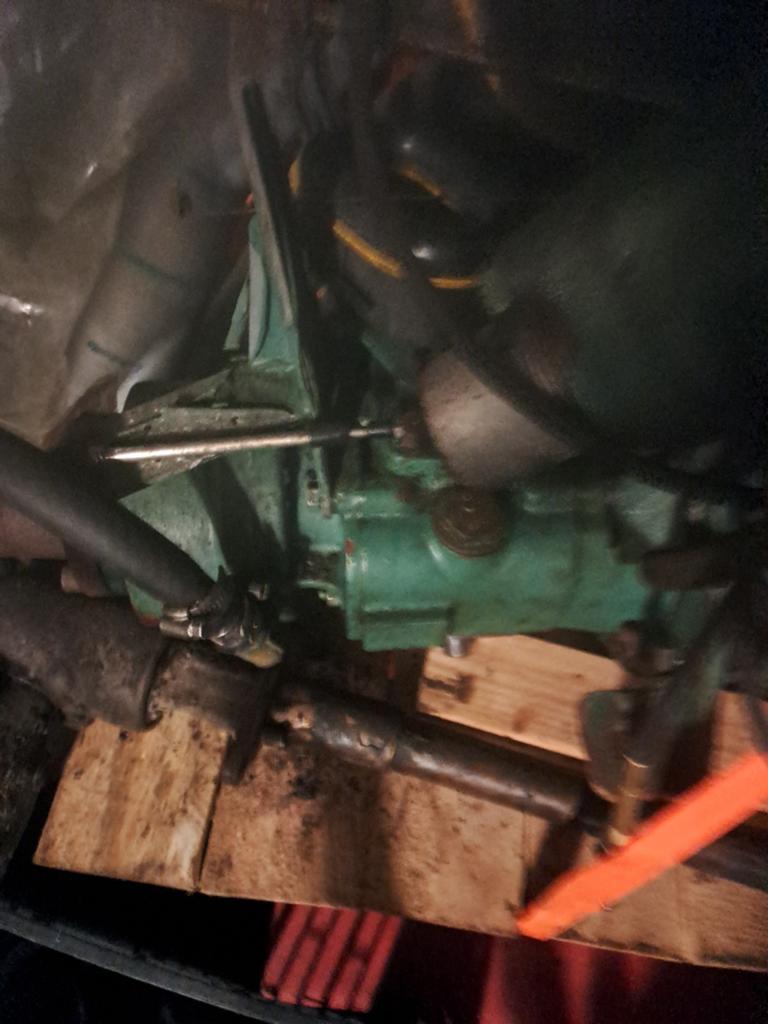 Volvo Penta 2-cilinder onderdelen: warmtewisselaar, dynamo's, Ophalen of Verzenden, Gebruikt, Motor en Techniek, Motorboot