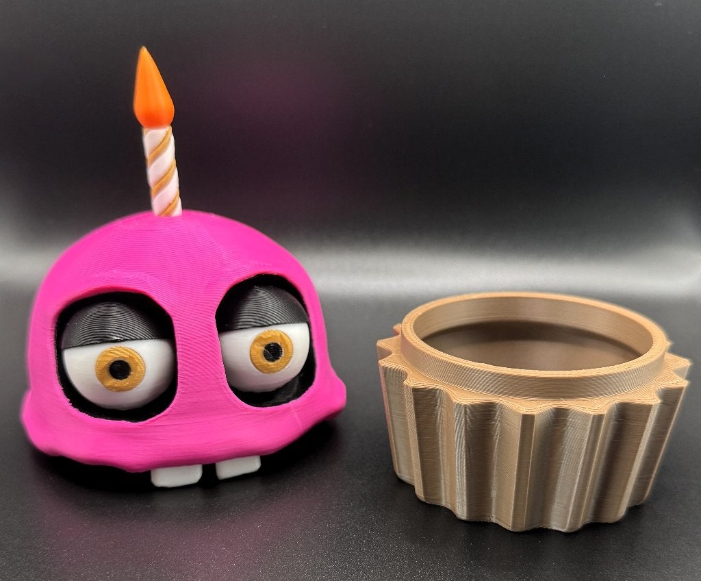 FNAF cupcake figuur, Verzamelen, Poppetjes en Figuurtjes, 3Demand Studio, Hengelo OV, Ophalen of Verzenden, Zo goed als nieuw